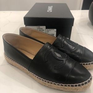 100% AUTHENTIC CHANEL ESPADRILLES BLACK SIZE 7 - Authentic